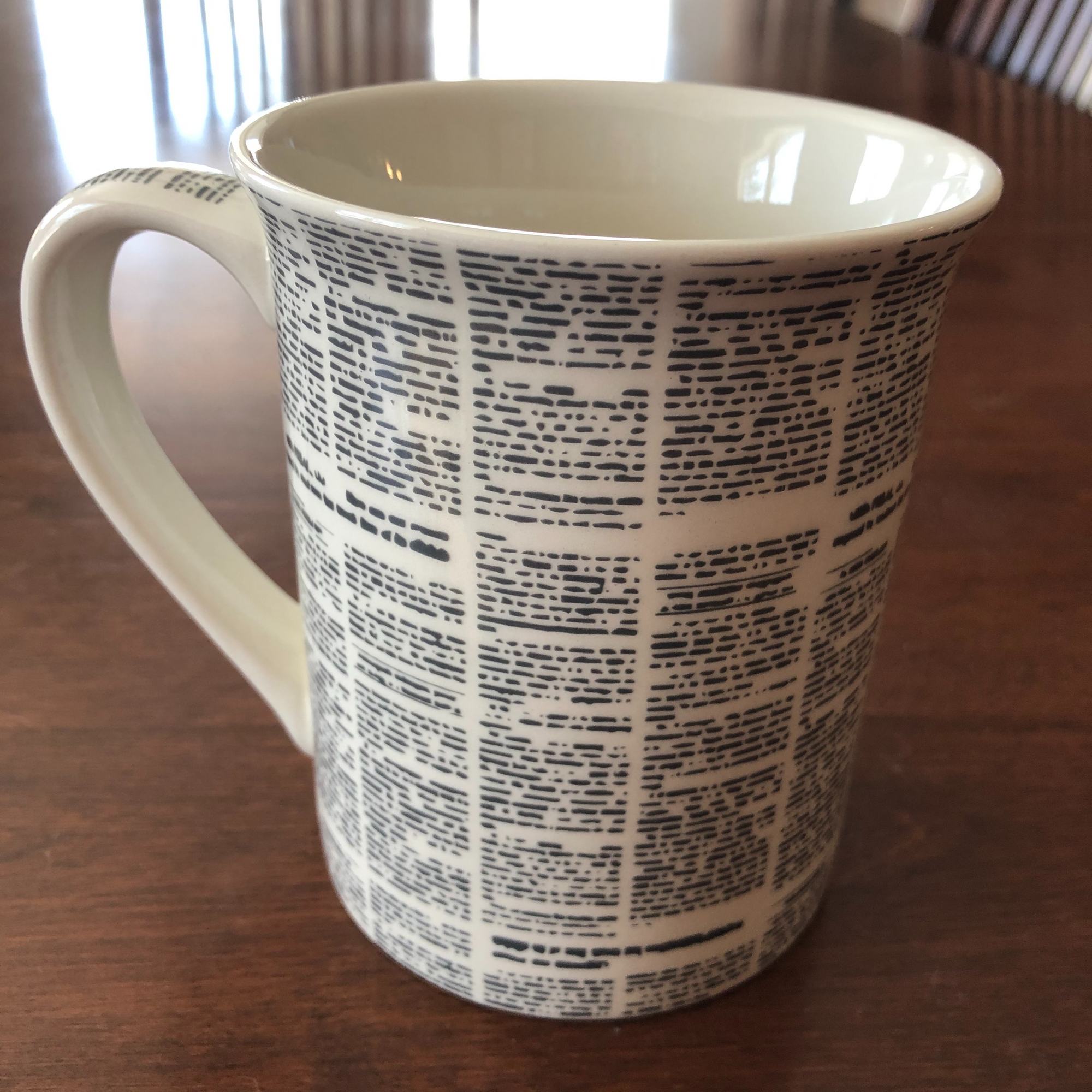 Mug - Fake News Aging Woman