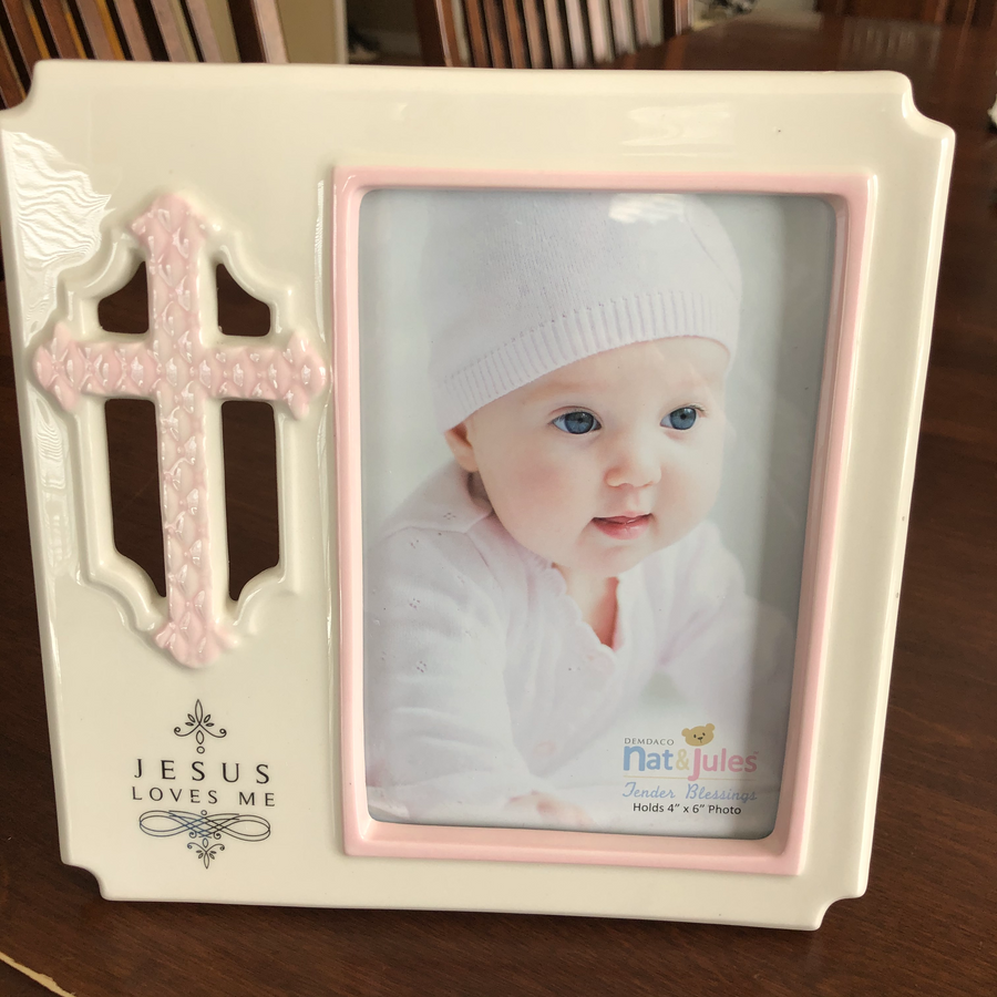 Frame - Jesus Loves Me - Pink or Blue